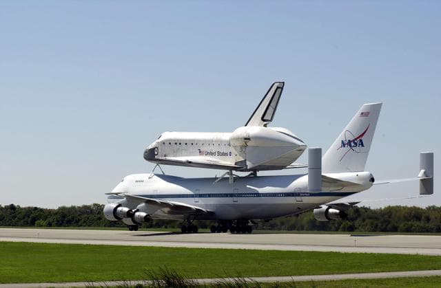 NASA image: KSC-01PADIG-119