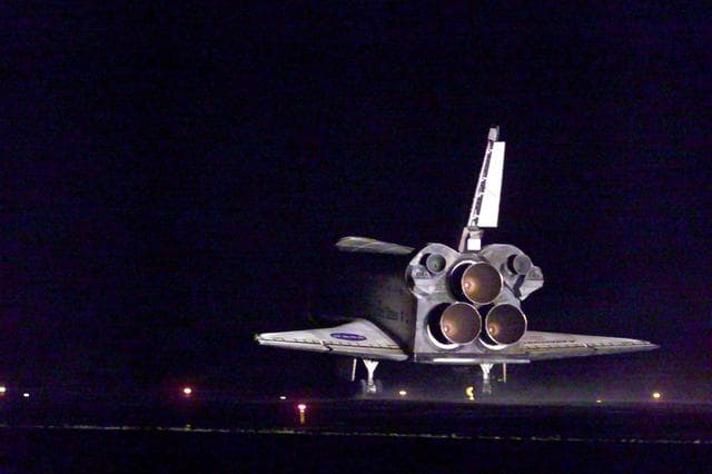 NASA image: KSC-01PADIG-167