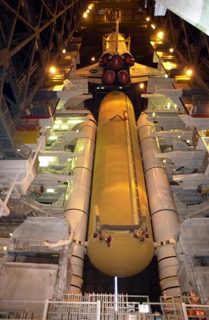 NASA image: KSC-01PADIG-225