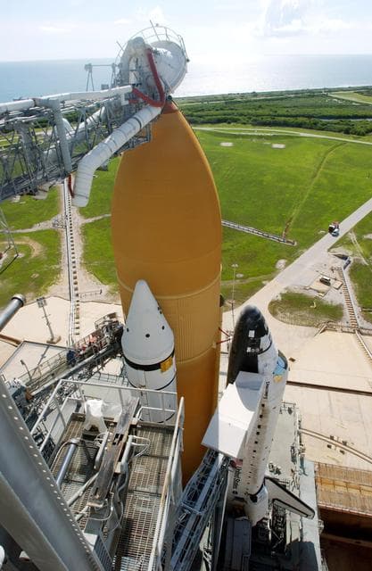 NASA image: KSC-01padig-239