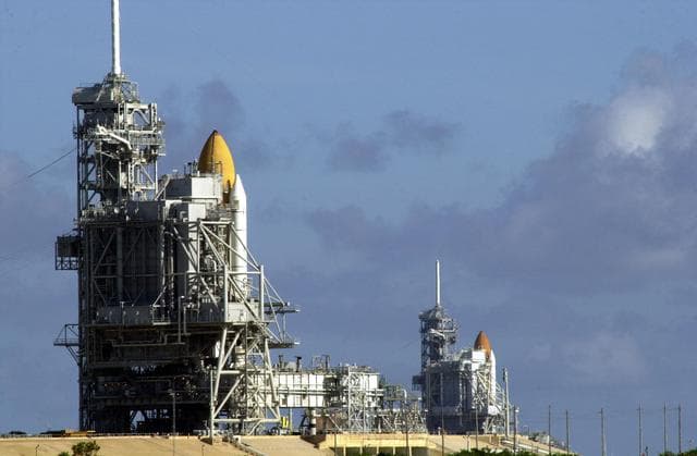 NASA image: KSC-01padig-243