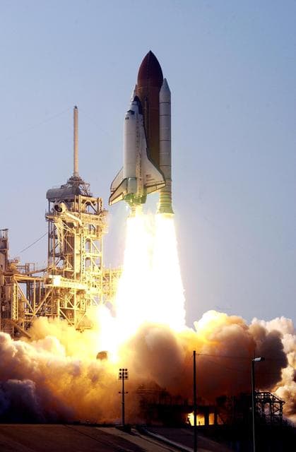 NASA image: KSC-01PADIG-269