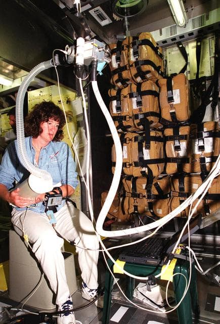 NASA image: KSC-01pd-1120