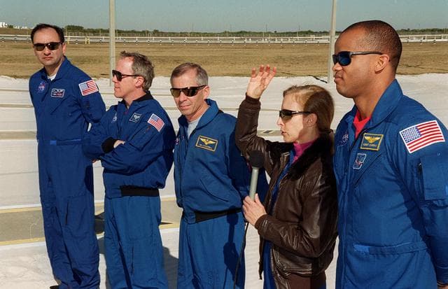 NASA image: KSC-01PP-0046