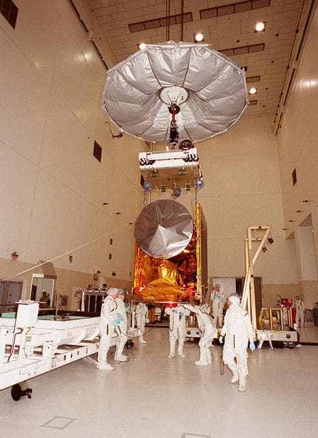 NASA image: KSC-01PP-0100