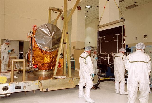 NASA image: KSC-01PP-0123