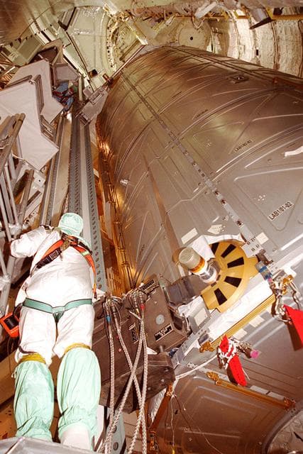 NASA image: KSC-01PP-0125