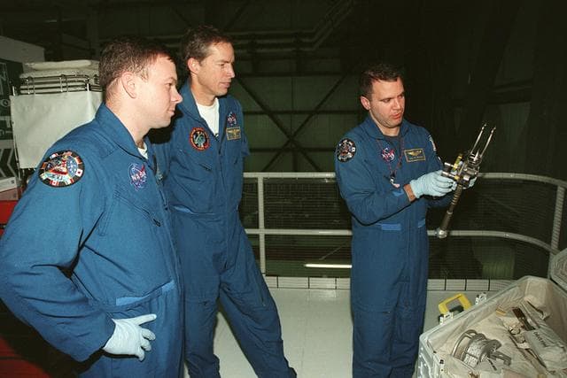NASA image: KSC-01PP-0170