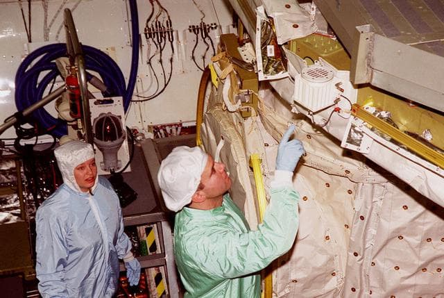 NASA image: KSC-01PP-0175