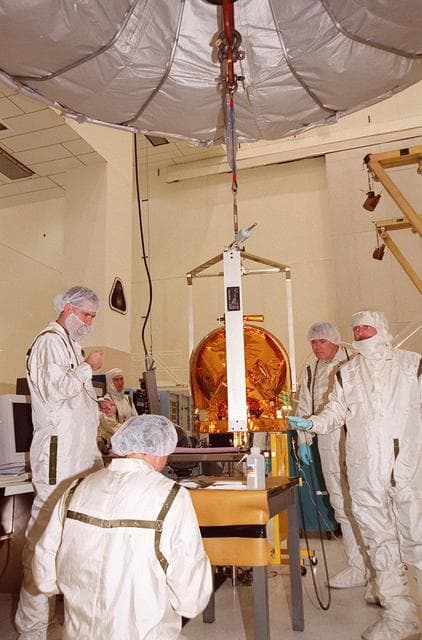 NASA image: KSC-01PP-0190