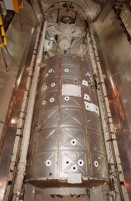 NASA image: KSC-01PP-0207