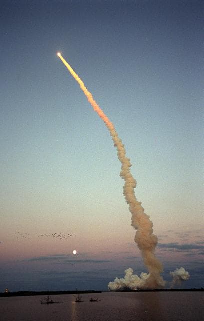 NASA image: KSC-01PP-0277