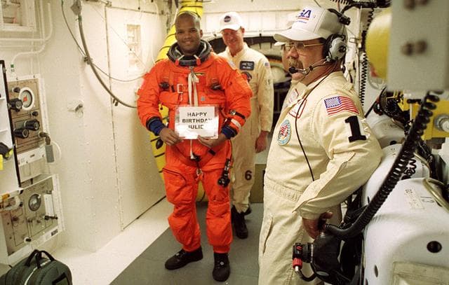 NASA image: KSC-01PP-0294