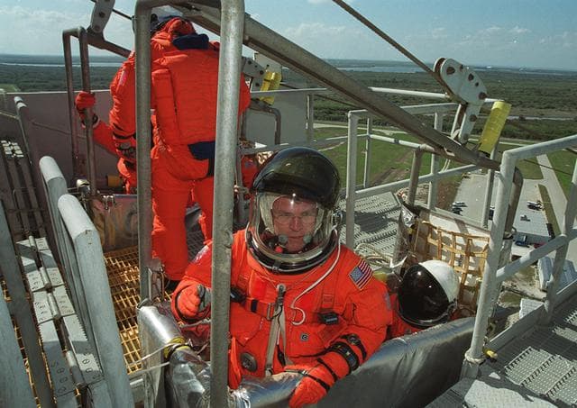 NASA image: KSC-01PP-0341