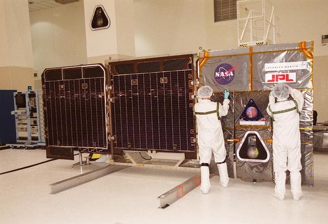 NASA image: KSC-01PP-0366