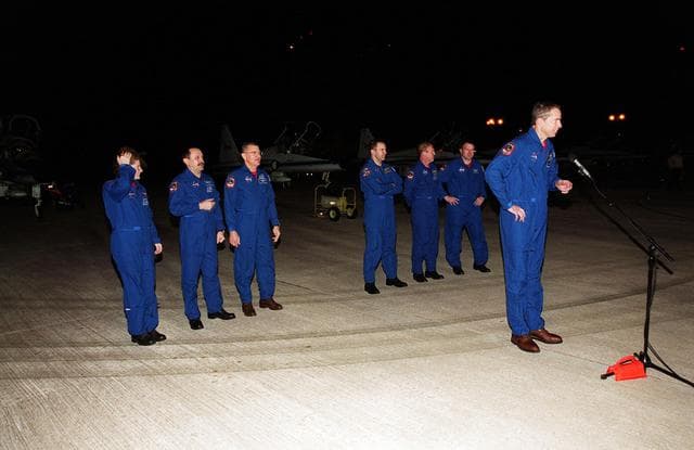 NASA image: KSC-01PP-0402