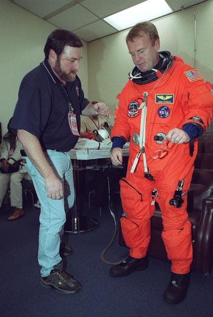 NASA image: KSC-01PP-0428