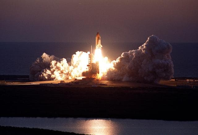 NASA image: KSC-01PP-0435