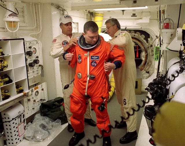 NASA image: KSC-01PP-0450