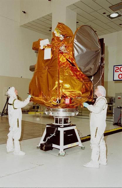 NASA image: KSC-01PP-0579