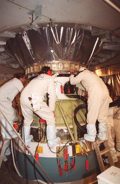 NASA image: KSC-01PP-0640