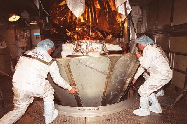 NASA image: KSC-01PP-0647