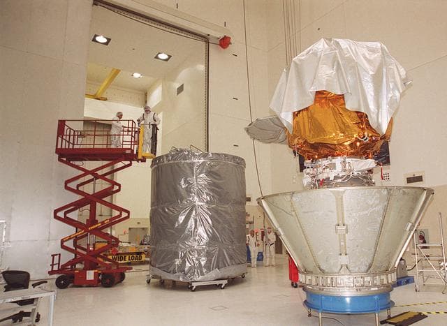 NASA image: KSC-01PP-0649