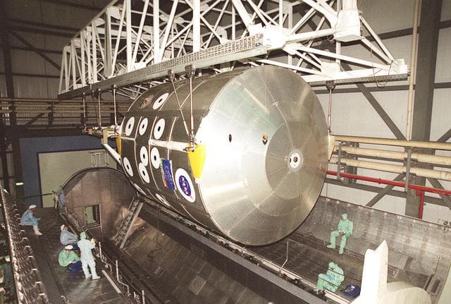 NASA image: KSC-01PP-0697