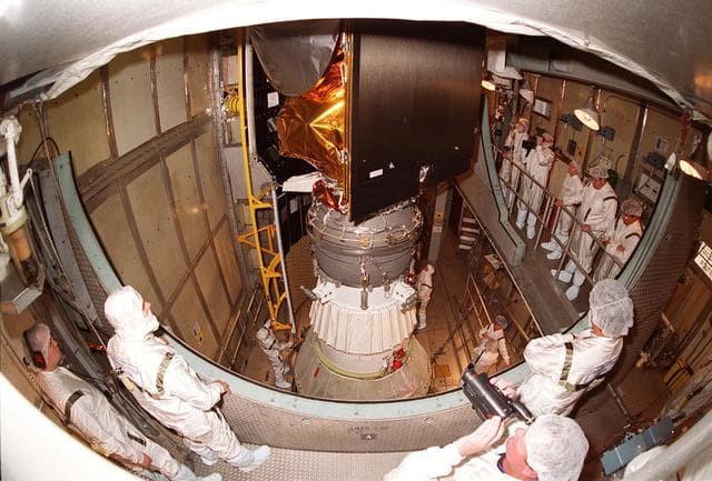 NASA image: KSC-01PP-0701