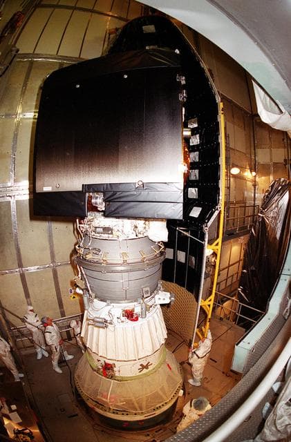NASA image: KSC-01PP-0703
