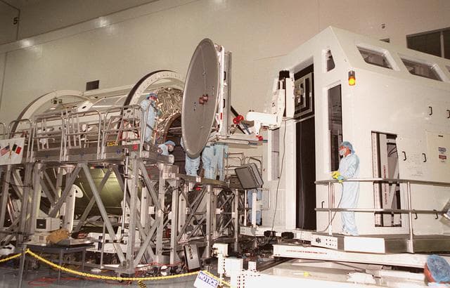 NASA image: KSC-01PP-0723