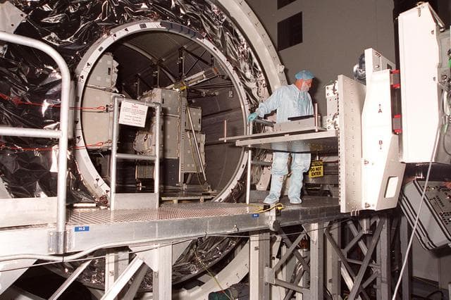 NASA image: KSC-01PP-0725