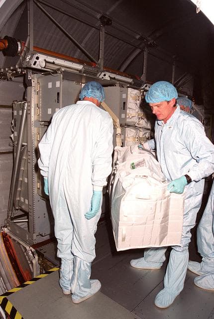 NASA image: KSC-01PP-0730
