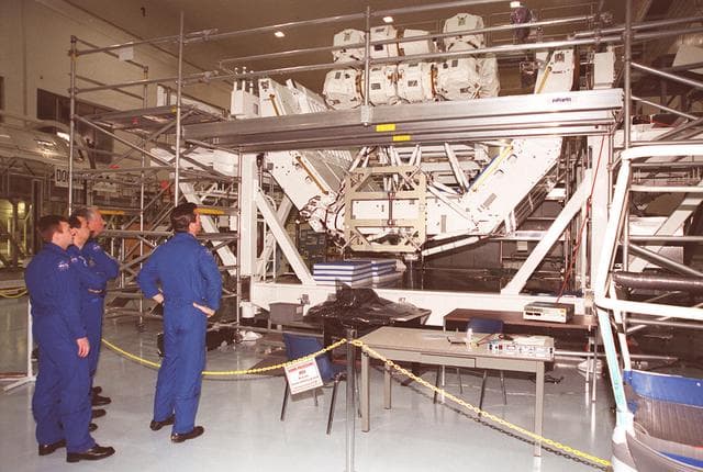 NASA image: KSC-01PP-0752