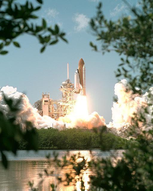 NASA image: KSC-01PP-0831