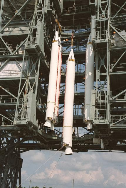 NASA image: KSC-01PP-1031