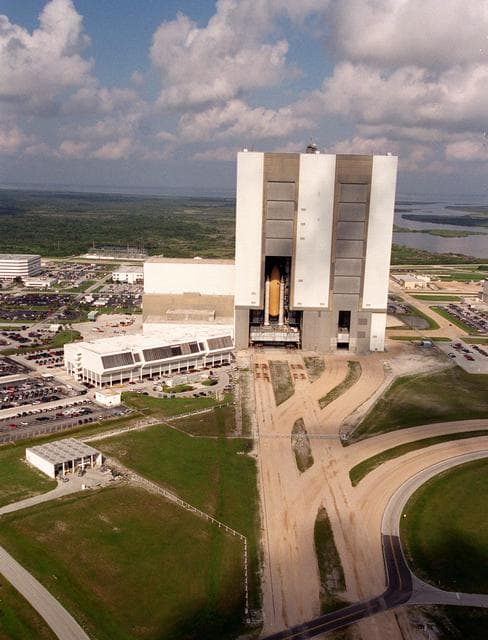 NASA image: ksc-01pp-1182