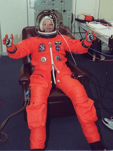 NASA image: ksc-01pp-1319