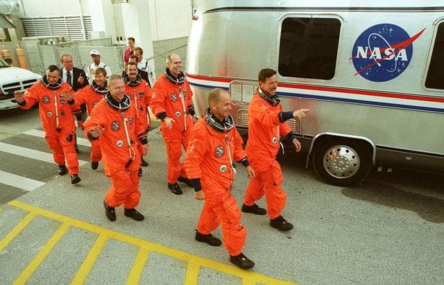 NASA image: ksc-01pp-1347