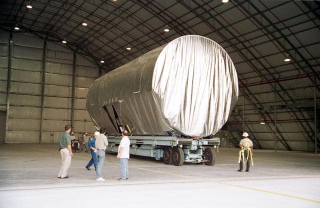 NASA image: ksc-01pp-1363