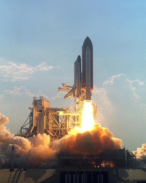 NASA image: ksc-01pp-1472