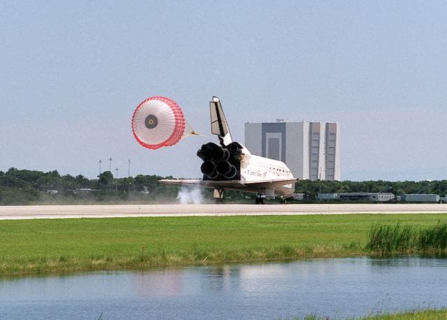 NASA image: KSC-01PP-1484