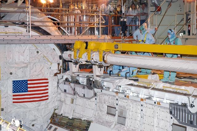 NASA image: KSC-04pd-2147