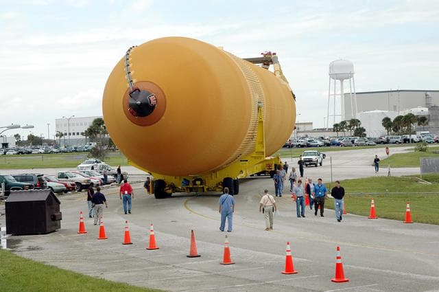 NASA image: KSC-04pd-2160