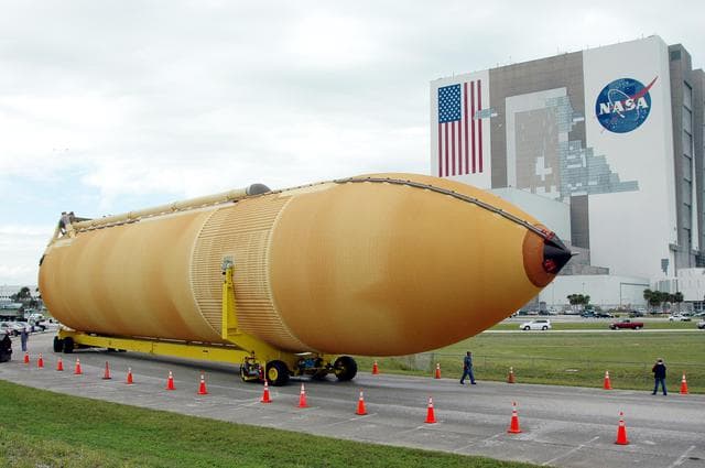 NASA image: KSC-04pd-2162