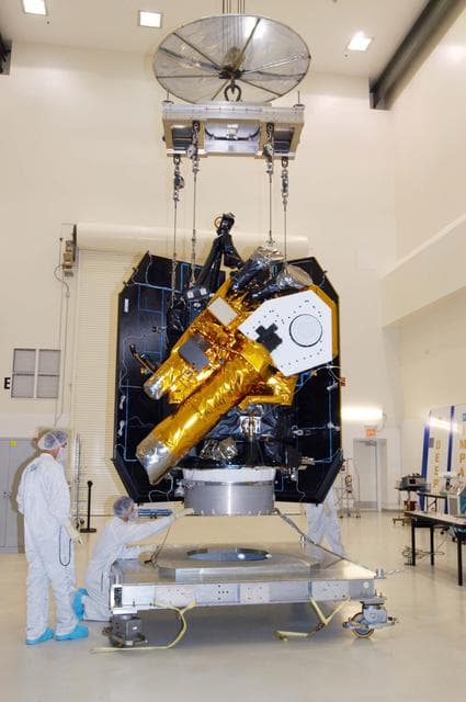 NASA image: KSC-04pd-2176