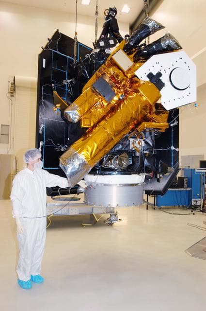 NASA image: KSC-04pd-2177
