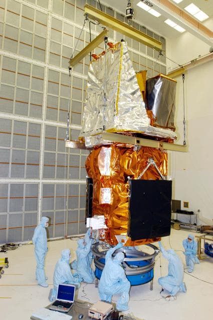 NASA image: KSC-04pd-2186