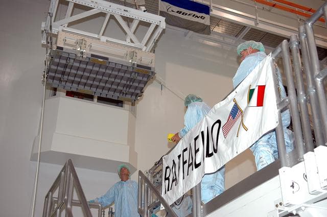 NASA image: KSC-04pd-2197
