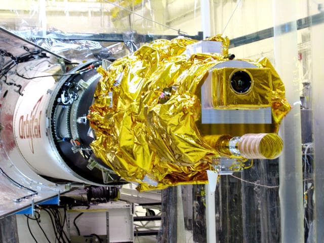 NASA image: KSC-04pd-2235
